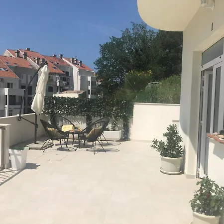 Duvnjak * Mokošica